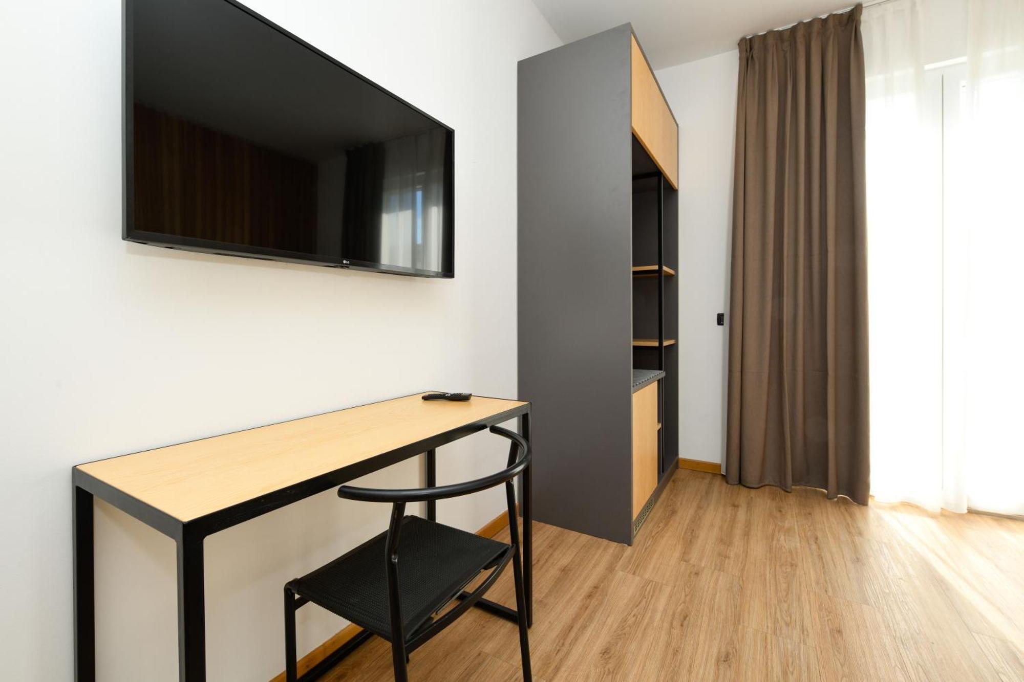 Hotel Arya By Mauro 3*